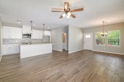 3701 Chanterway Street Bacliff TX 77518