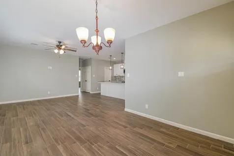 3701 Chanterway Street Bacliff TX 77518