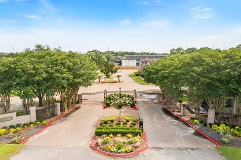 18800 Egret Bay Boulevard 119 Webster TX 77058
