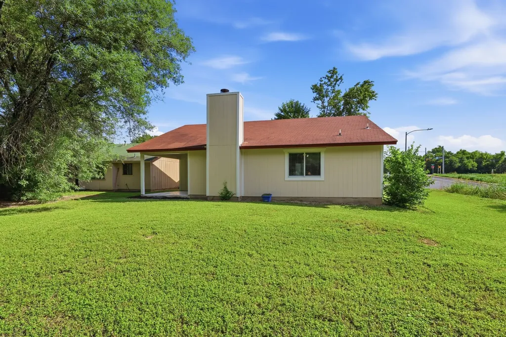 7111 Astro View Drive Austin TX 78724