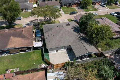 827 Dondell Street Channelview TX 77530