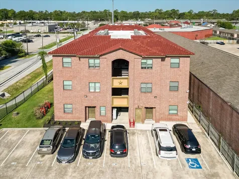 10102 Neuens Road B300 Houston TX 77080