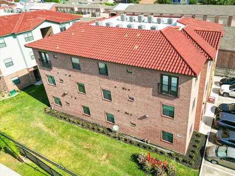 10102 Neuens Road B300 Houston TX 77080