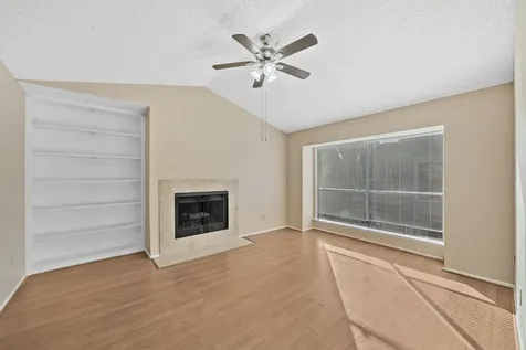 6701 Sands Point Drive 82 Houston TX 77074