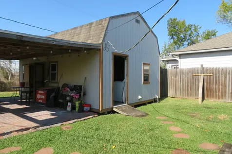 828 Robinson Road La Porte TX 77571