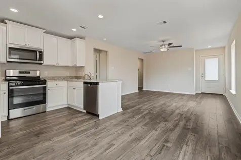 713 Jasmine Ridge Lane Waller TX 77484