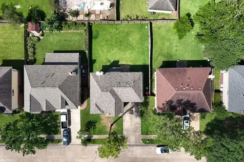 16422 Elmwood Point Lane Sugar Land TX 77498