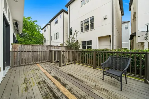 5732 Petty Street Houston TX 77007