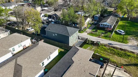 3107 Martha Street Houston TX 77026
