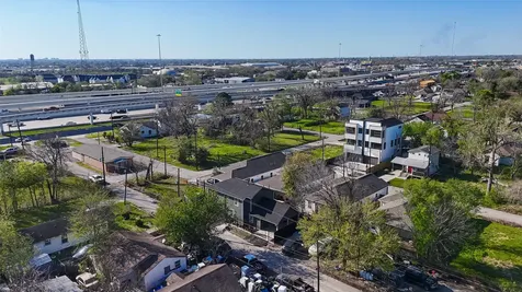 3107 Martha Street Houston TX 77026