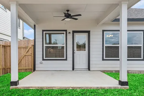 3747 Crawford Street Bay City TX 77414
