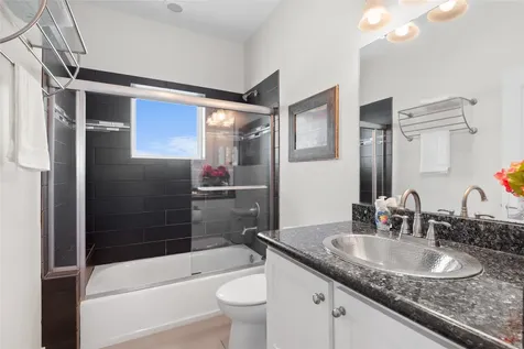 11706 Opihi Galveston TX 77554