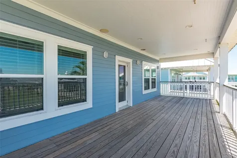 11706 Opihi Galveston TX 77554