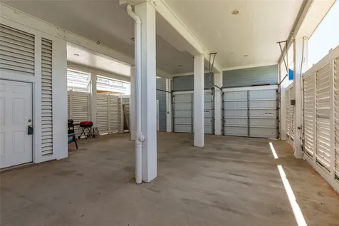 11706 Opihi Galveston TX 77554
