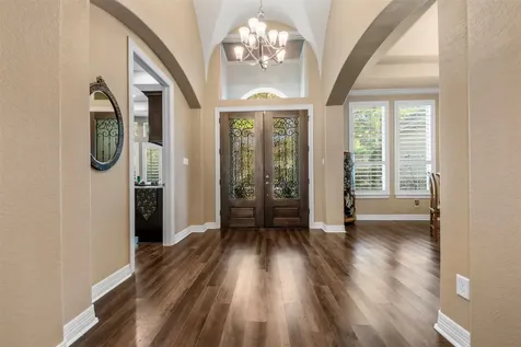 26214 Crown Court Montgomery TX 77316