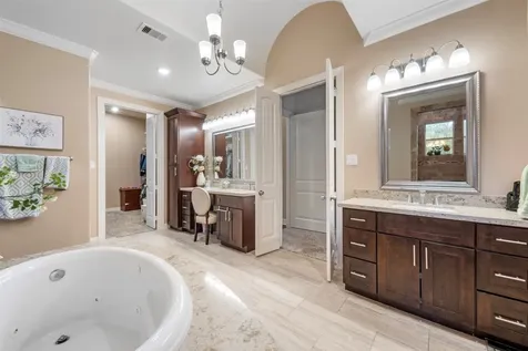26214 Crown Court Montgomery TX 77316