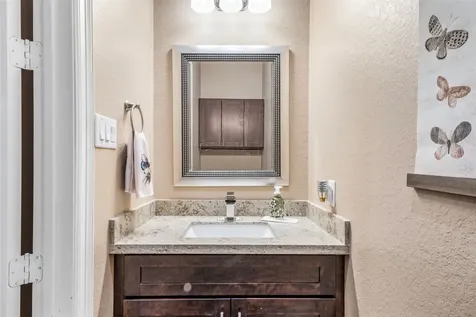 26214 Crown Court Montgomery TX 77316