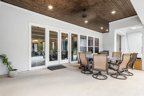 26214 Crown Court Montgomery TX 77316