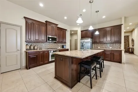 7118 Argonne Trail Sugar Land TX 77479