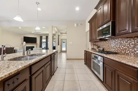 7118 Argonne Trail Sugar Land TX 77479
