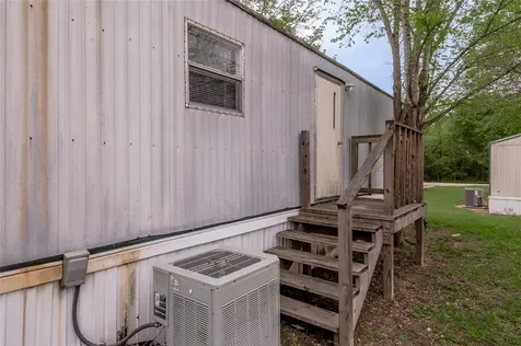 1961 Quality Boulevard 15 Huntsville TX 77340
