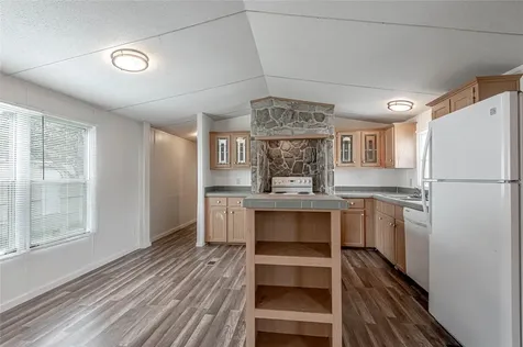 1961 Quality Boulevard 15 Huntsville TX 77340