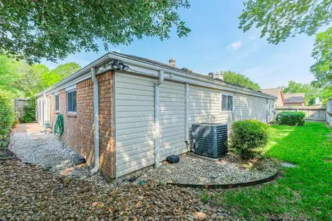 1007 Arrow Hill Road Houston TX 77077