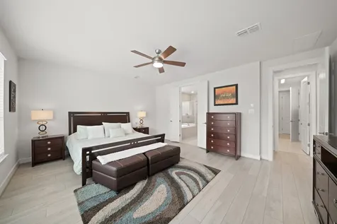 4702 Llano Loop Sugar Land TX 77479