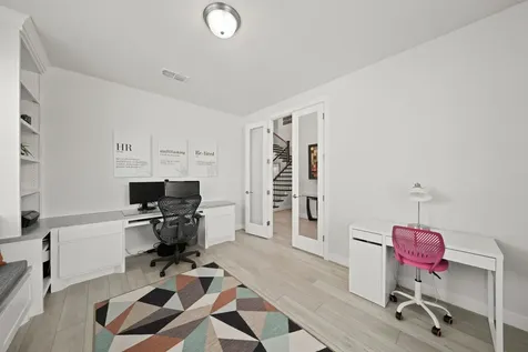 4702 Llano Loop Sugar Land TX 77479