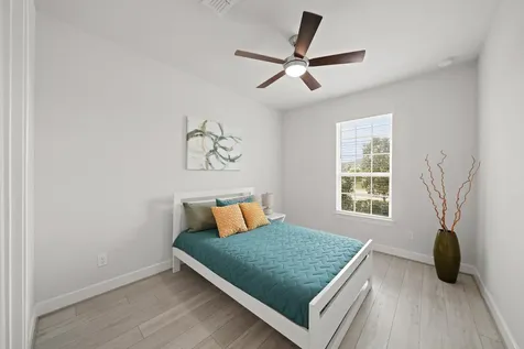 4702 Llano Loop Sugar Land TX 77479