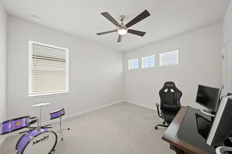 4702 Llano Loop Sugar Land TX 77479