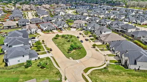 4702 Llano Loop Sugar Land TX 77479