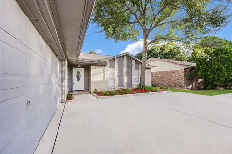 16603 Kieth Harrow Boulevard Houston TX 77084