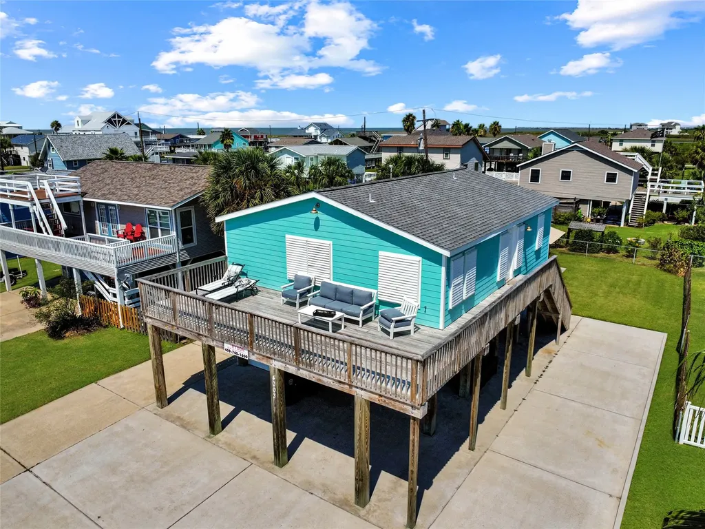4003 Panola Drive Galveston TX 77554
