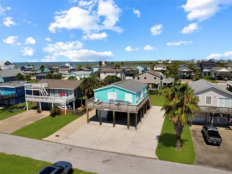 4003 Panola Drive Galveston TX 77554