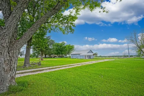 15989 State Highway 30 Richards TX 77873