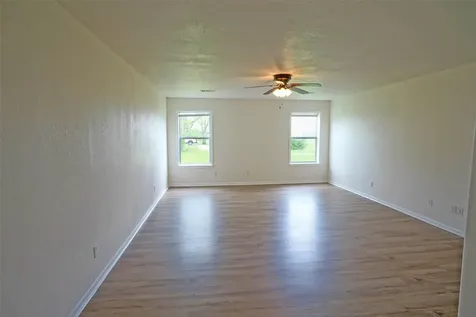 15989 State Highway 30 Richards TX 77873