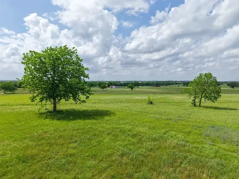 15989 State Highway 30 Richards TX 77873