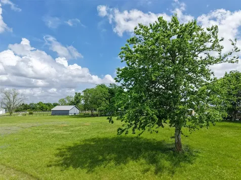 15989 State Highway 30 Richards TX 77873