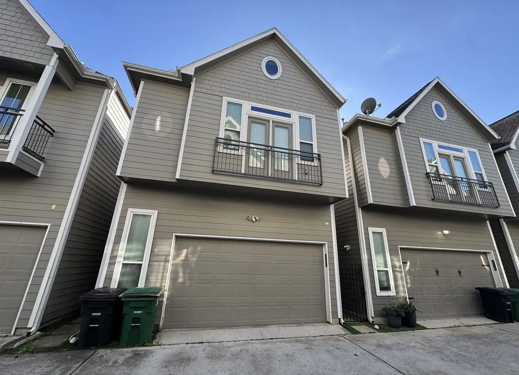 902 W 20th Street C Houston TX 77008