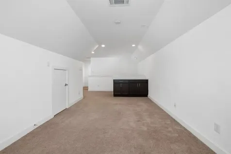 902 W 20th Street C Houston TX 77008