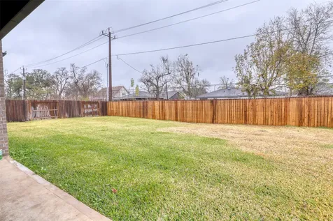 420 Magnolia Street Richwood TX 77566