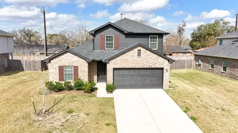 420 Magnolia Street Richwood TX 77566