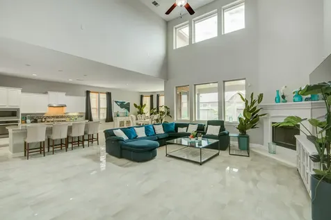 3077 Tradinghouse Creek Lane League City TX 77573