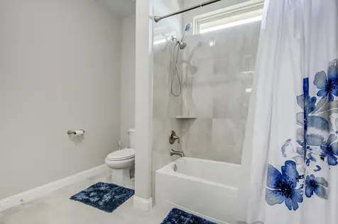 3077 Tradinghouse Creek Lane League City TX 77573