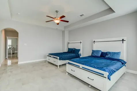 3077 Tradinghouse Creek Lane League City TX 77573