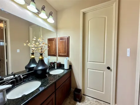 16243 Cascade Caverns Lane Houston TX 77044