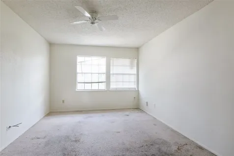 12227 Sandpiper Drive 122 Houston TX 77035