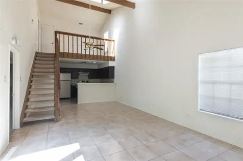 12227 Sandpiper Drive 122 Houston TX 77035