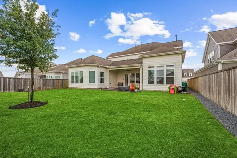 2221 Salt Grass Trail Conroe TX 77384
